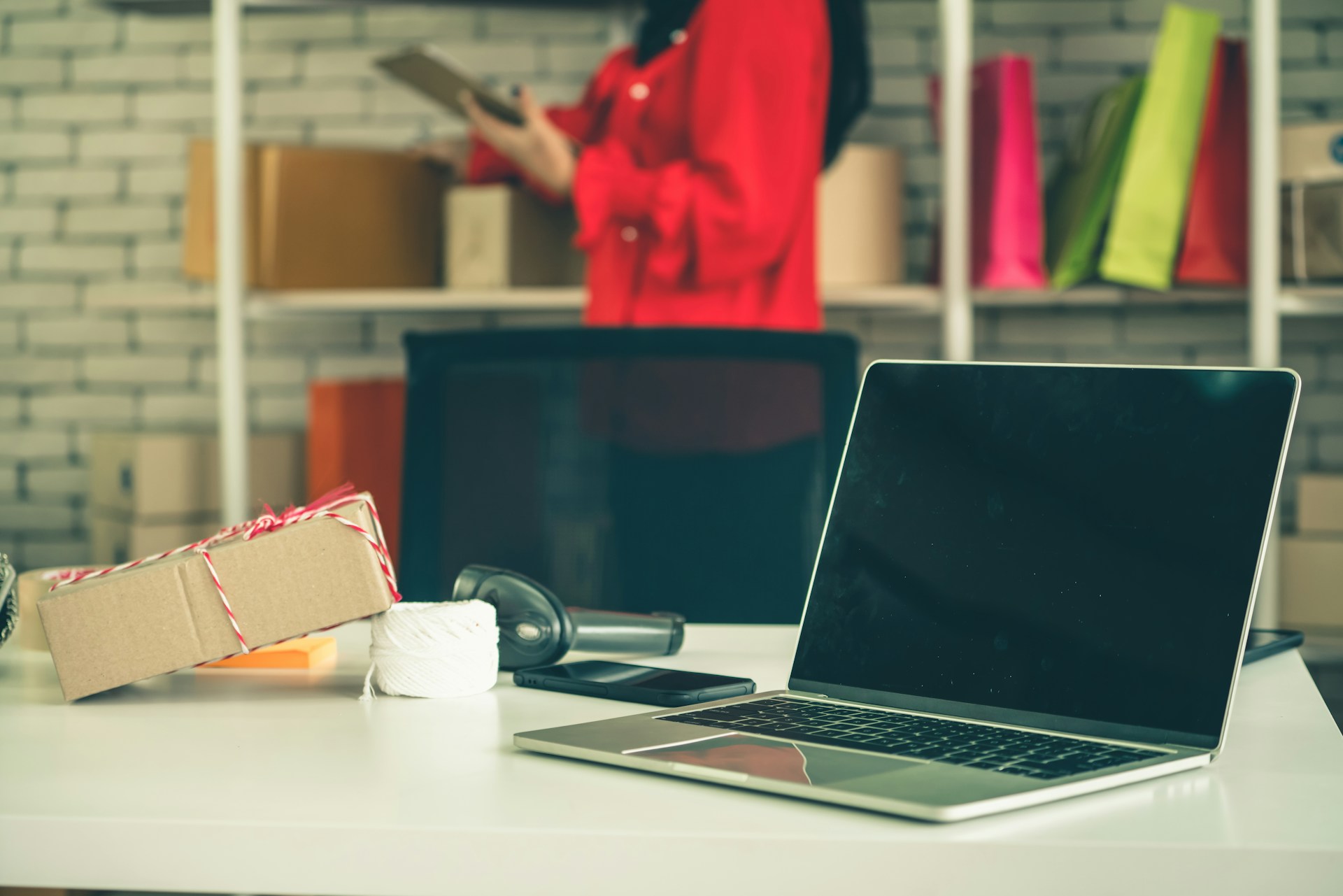 Online Company